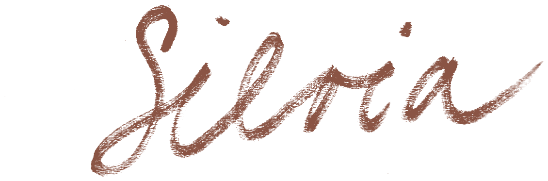 Silvia (handwritten signature)
